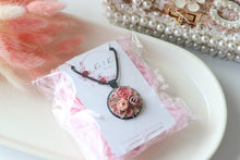 Load image into Gallery viewer, Pink Theme Necklace