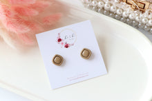 Load image into Gallery viewer, Diamond Minimalist Stud Earrings