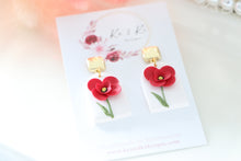 Load image into Gallery viewer, Birth Flower - August