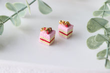 Load image into Gallery viewer, Medium Size Floral Studs