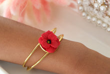 Load image into Gallery viewer, Red Flower Handmade Bracelet