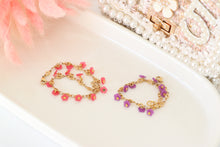 Load image into Gallery viewer, Flower Handmade Bracelet