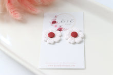 Load image into Gallery viewer, Round Flower Dangle Earrings