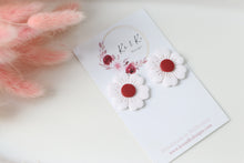 Load image into Gallery viewer, Round Flower Dangle Earrings