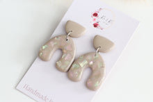 Load image into Gallery viewer, Tan Paua Iridescent Shell Earrings
