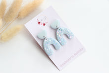 Load image into Gallery viewer, Blue Paua Iridiscent Shell Earrings