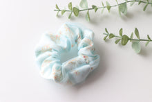 Load image into Gallery viewer, Scrunchie Netted Blue