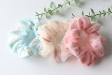 Load image into Gallery viewer, Scrunchie Netted Blue