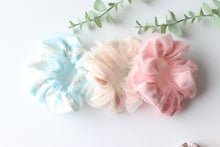 Load image into Gallery viewer, Scrunchie Netted Blue