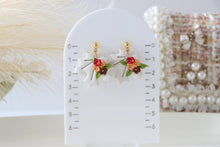 Load image into Gallery viewer, Autumn Leaf ( Off White )