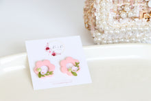 Load image into Gallery viewer, 6 Petal Flower ( Pink )