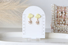 Load image into Gallery viewer, Twin Heart Pastel Green Dangle Earring
