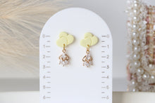 Load image into Gallery viewer, Twin Heart Yellow Pastel Dangle Earrings