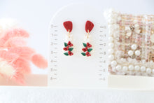 Load image into Gallery viewer, Valentines Day Cat Earrings