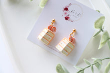 Load image into Gallery viewer, Medium Size Floral Studs
