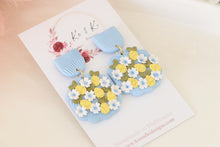 Load image into Gallery viewer, Pineapple Earrings
