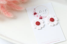 Load image into Gallery viewer, Round Flower Dangle Earrings
