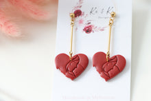 Load image into Gallery viewer, Mom Heart Shaped Dangle Earrings
