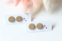 Load image into Gallery viewer, Plain Round Stud Earrings
