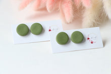 Load image into Gallery viewer, Plain Round Stud Earrings
