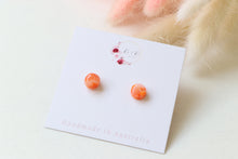 Load image into Gallery viewer, Minimalist Round Resin Earrings
