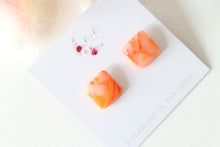 Load image into Gallery viewer, Square Resin Earrings
