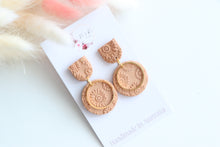 Load image into Gallery viewer, Pink Circle Charm Dangle Earrings
