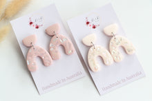 Load image into Gallery viewer, Pink Paua Iridescent Shell Earrings

