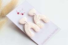 Load image into Gallery viewer, Peach Paua Iridescent Shell Earrings
