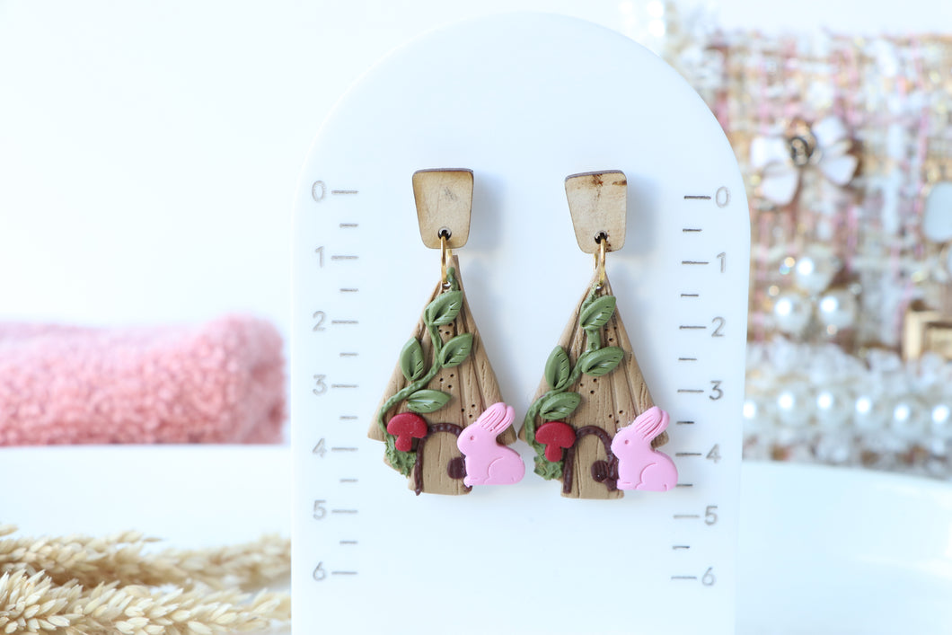 Hobbiton Bunny Earrings