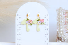 Load image into Gallery viewer, Floral Umbrela earrings
