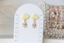 Load image into Gallery viewer, Twin Heart Yellow Pastel Dangle Earrings
