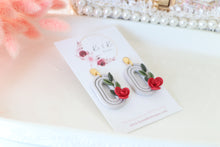 Load image into Gallery viewer, circular_disc_flower_dangle_earrings_handmade_side_view
