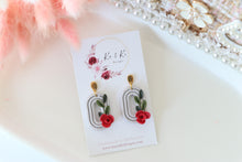 Load image into Gallery viewer, circular_disc_flower_dangle_earrings_handmade_top_view

