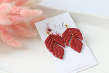 Load image into Gallery viewer, red_detailed_leaf_dangle_handmade_earrings_near_view
