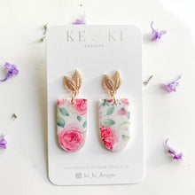 Load image into Gallery viewer, Twin Petal Garden

